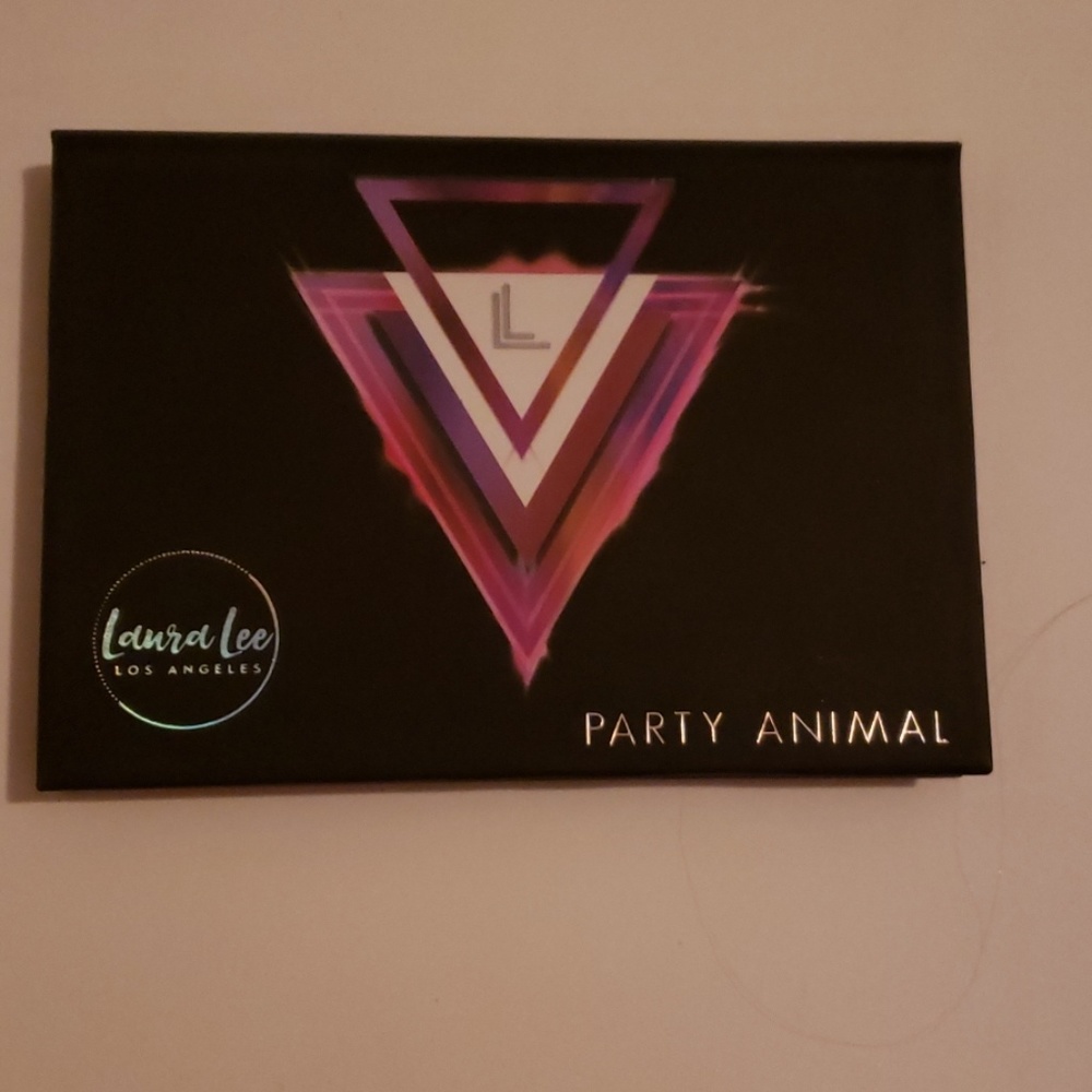 Laura Lee Animal Party Eyeshadow Palette